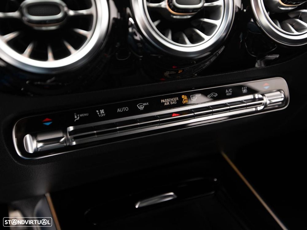 Mercedes-Benz GLA 250 e 8G-DCT AMG Line - 21