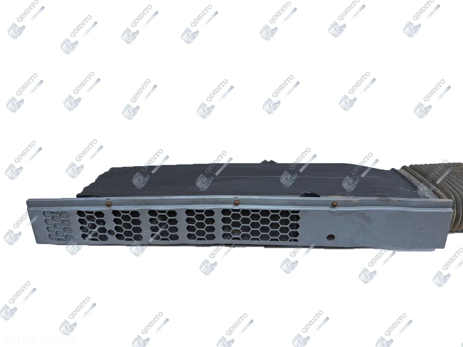 KOMIN RURA DOLOT POWIETRZA MAN TGA TGX 81082010399 - 5
