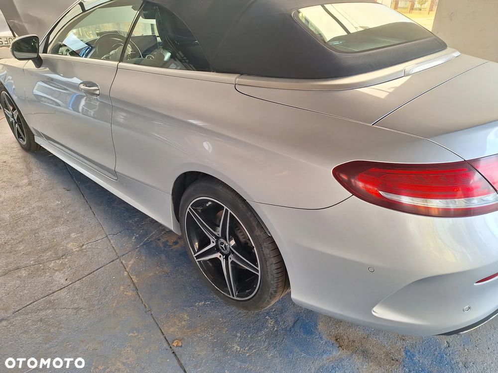 Mercedes-Benz Klasa C 220 d 4Matic 9G-TRONIC AMG Line - 16