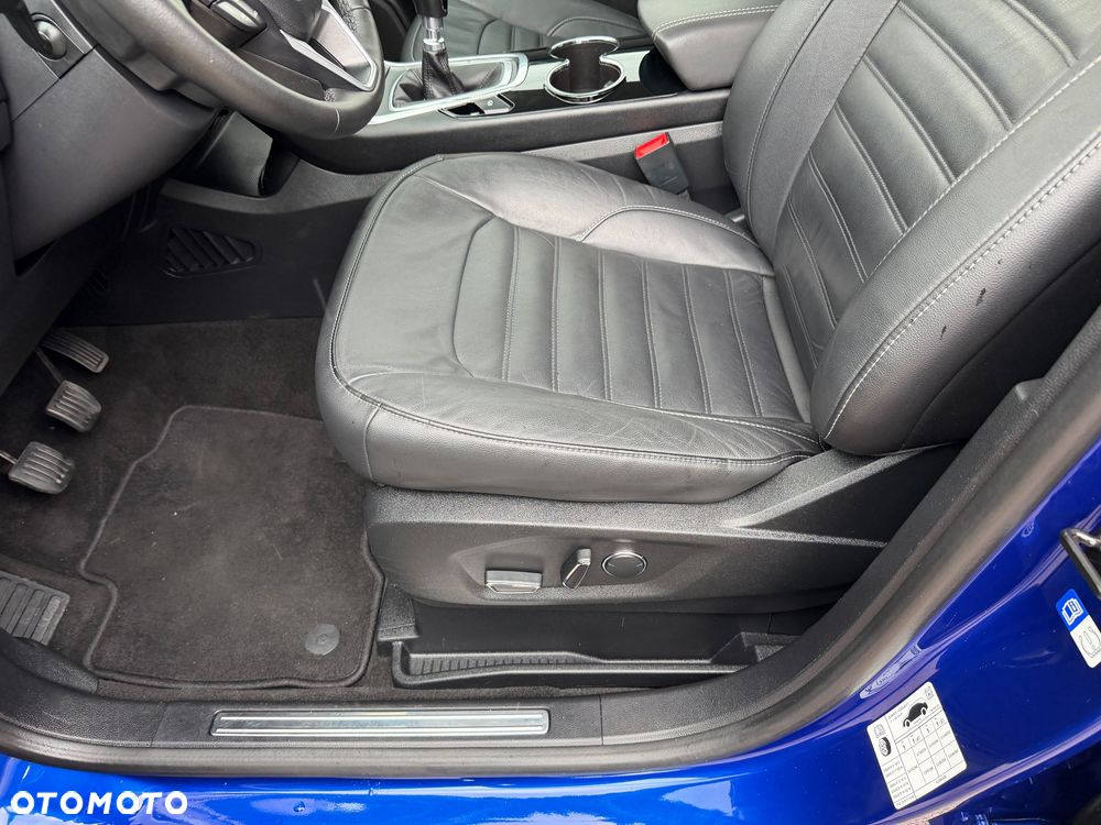 Ford Galaxy 2.0 TDCi Titanium - 19