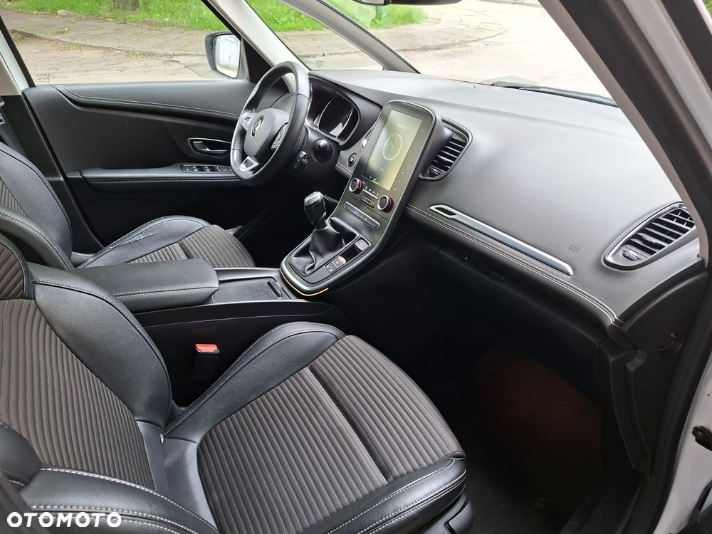 Renault Scenic - 4