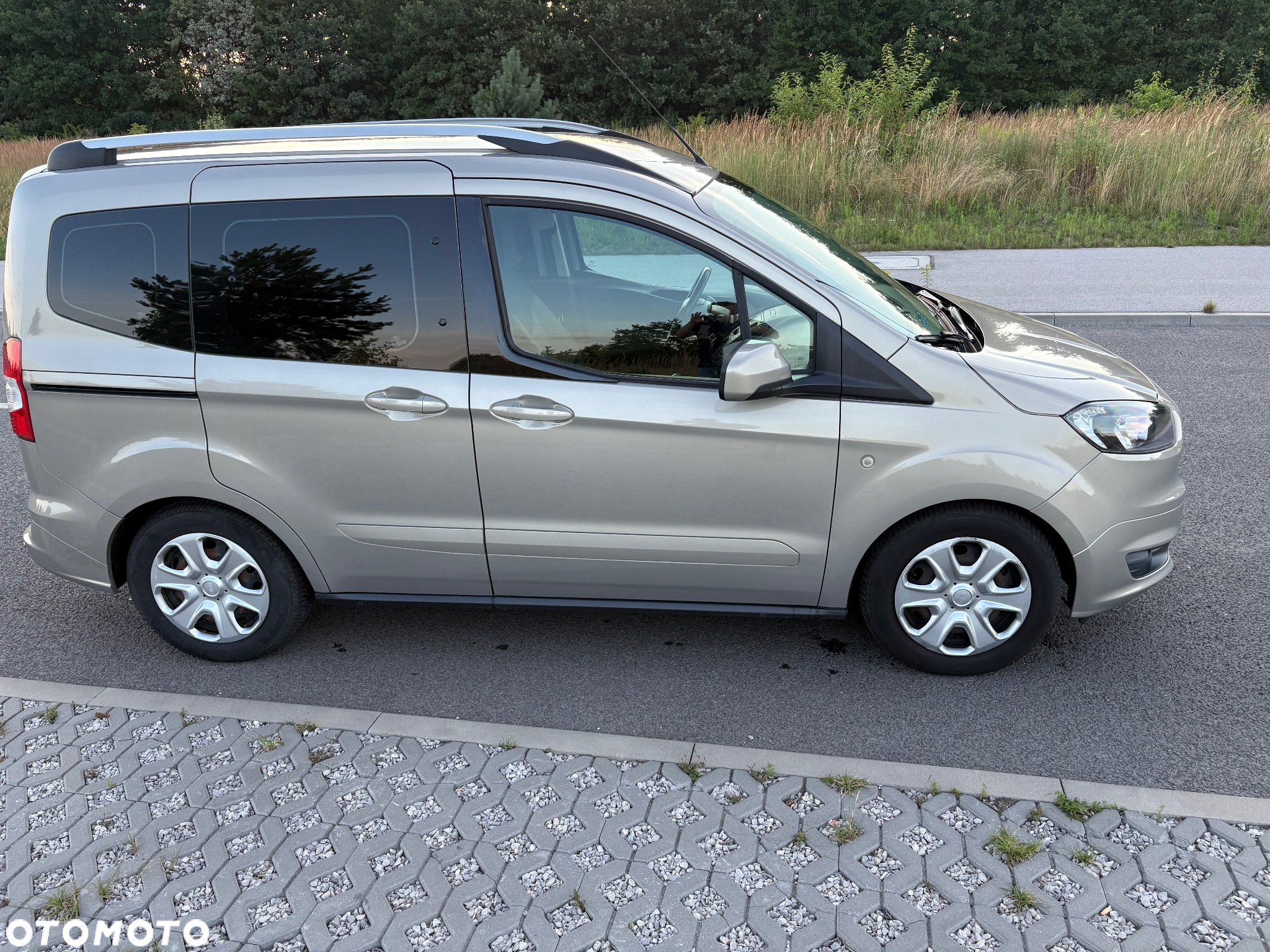 Ford Tourneo Courier - 3