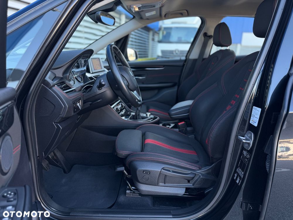 BMW Seria 2 218d Sport Line - 10