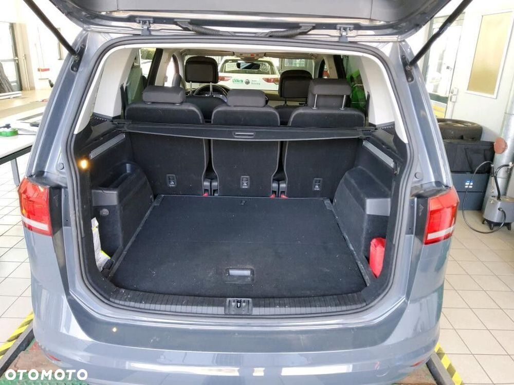 Volkswagen Touran 2.0 TDI BMT Comfortline DSG - 6
