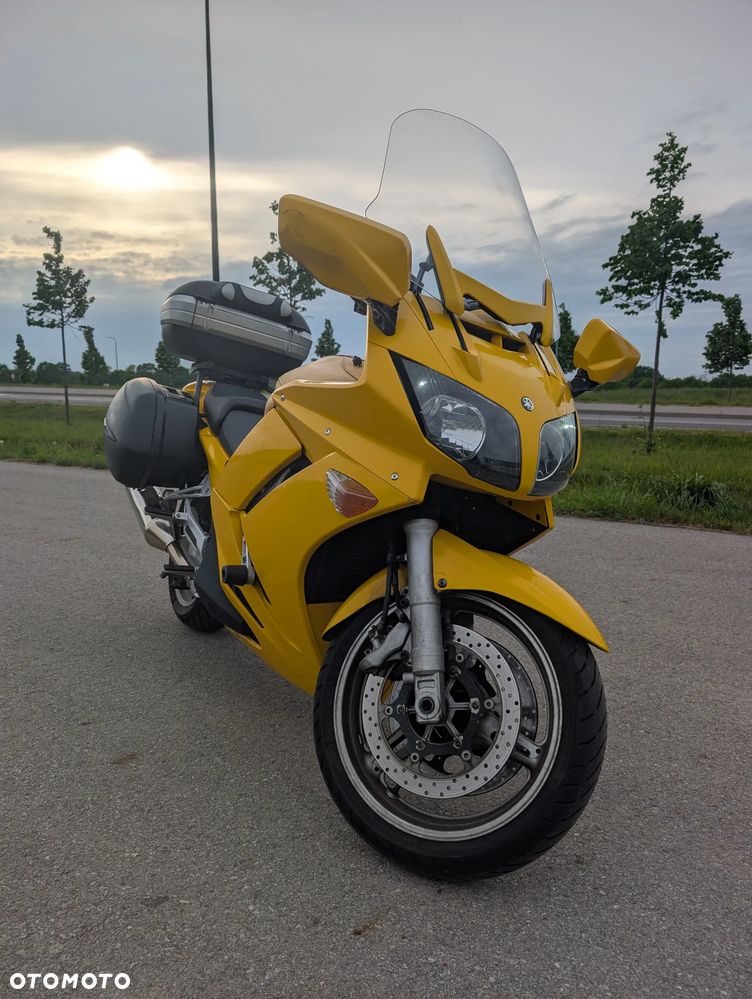 Yamaha FJR - 12
