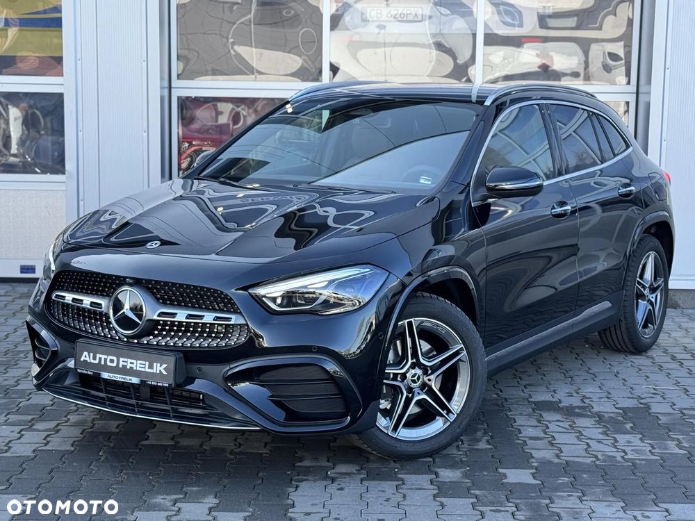 Mercedes-Benz GLA 200 AMG Line - 2