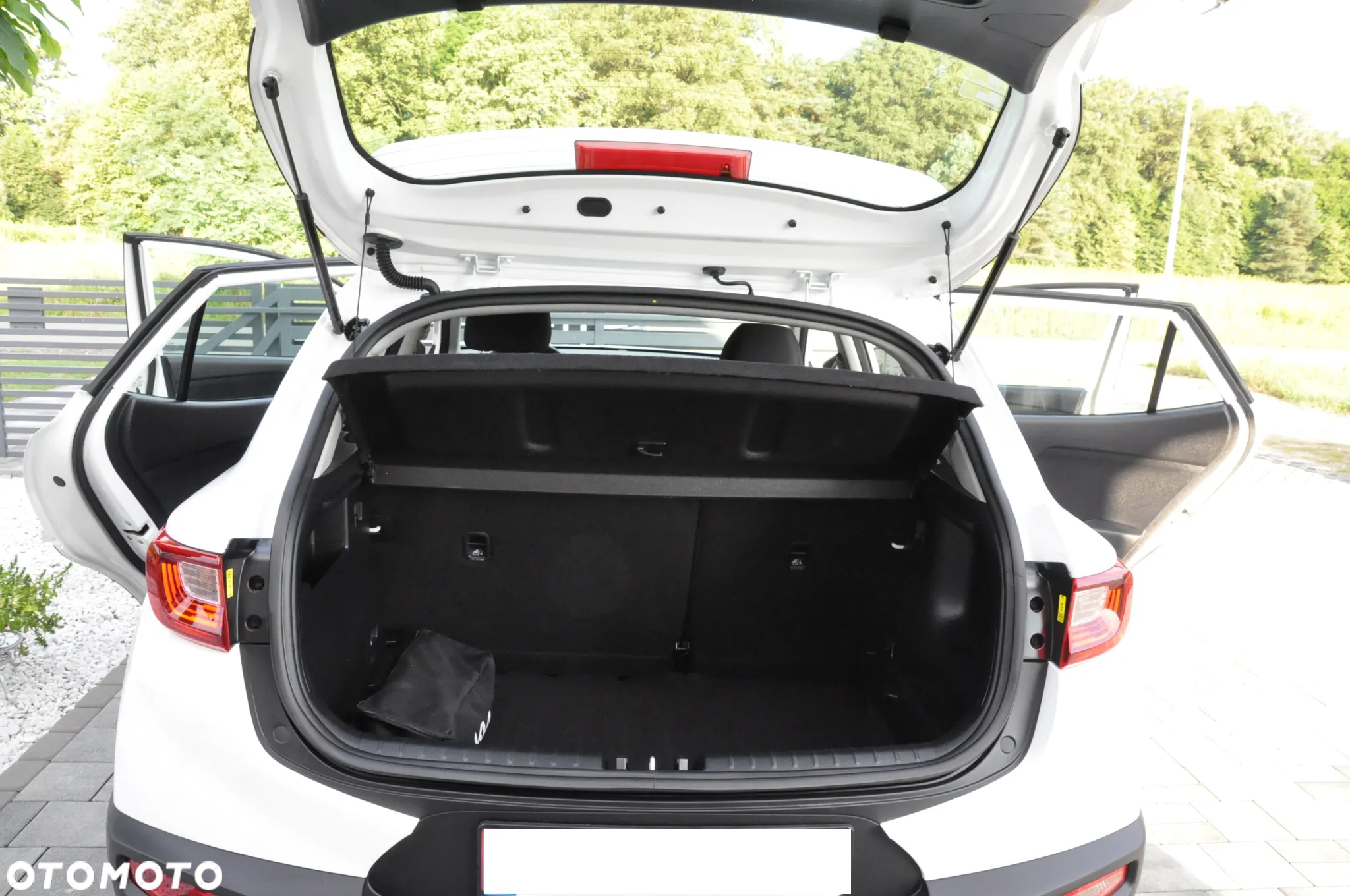 Kia Stonic 1.0 T-GDI L Business Line - 16