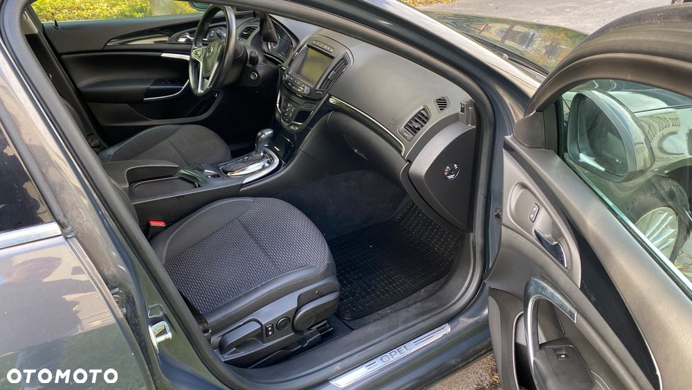 Opel Insignia - 1