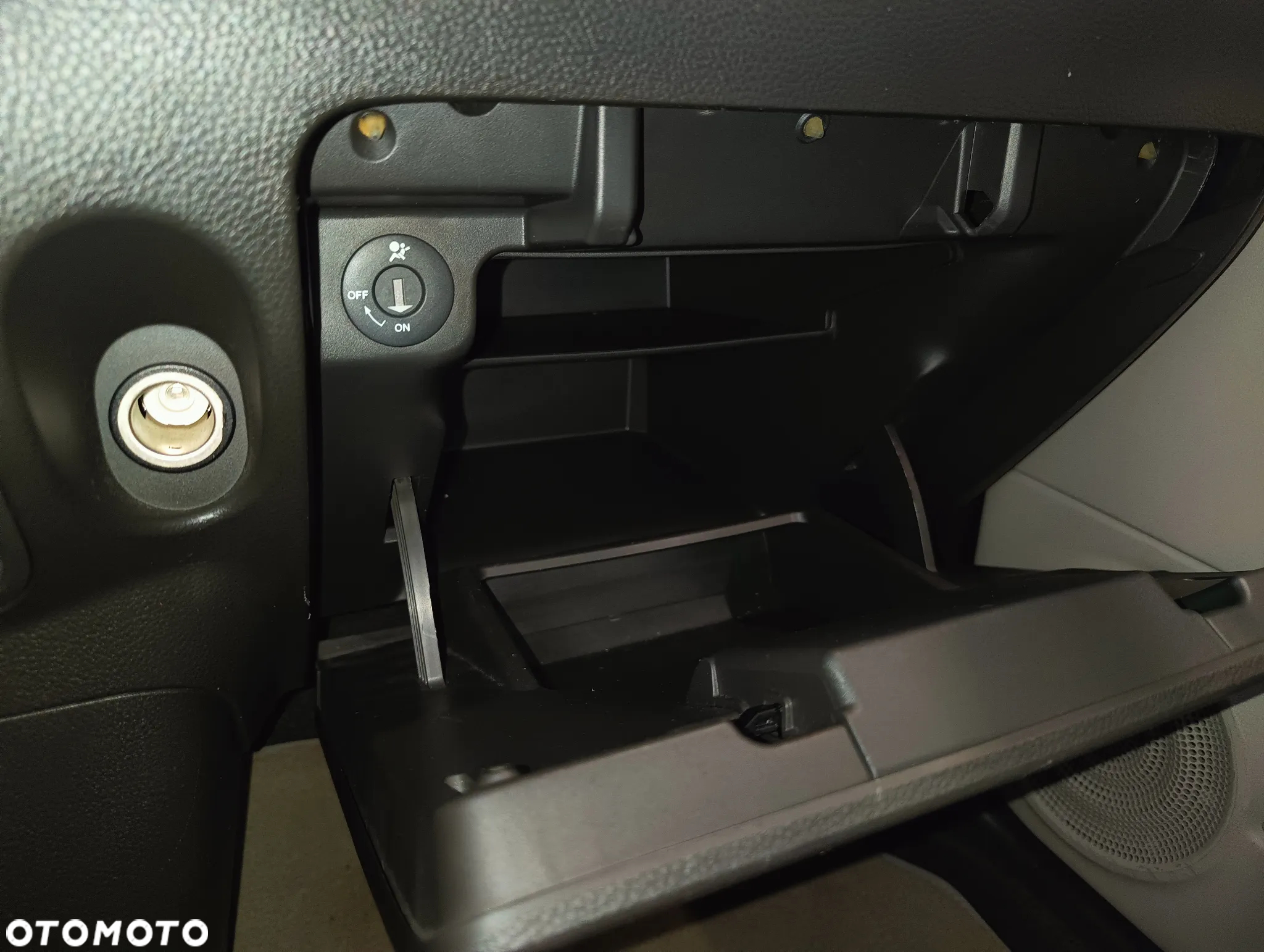 Nissan Cube 1.6 - 18