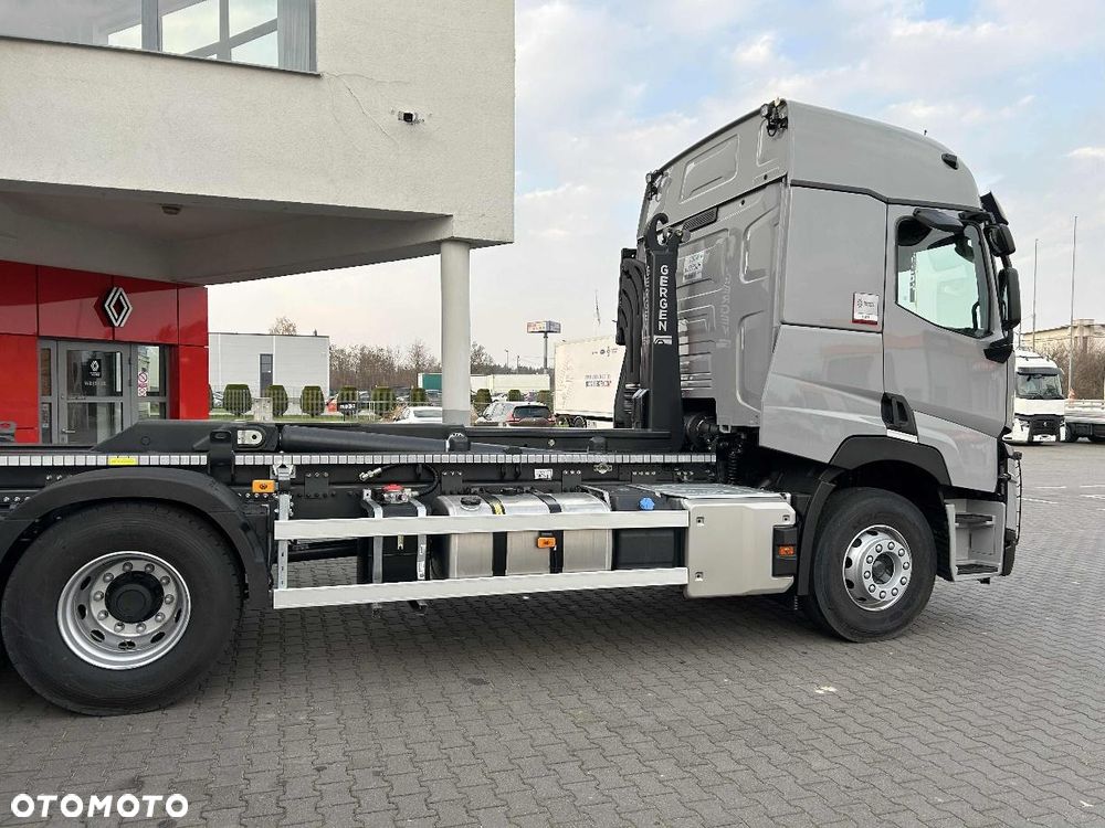 Renault RENAULT C  P6X2 13L E6 + HAKOWIEC GERGEN APOLLO 2.0 - 6