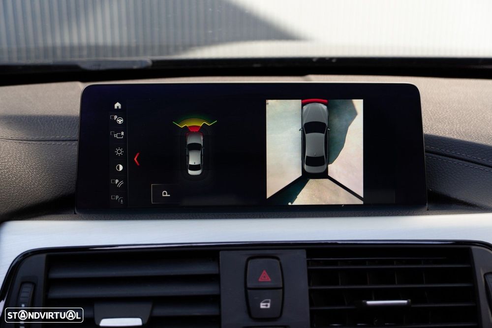 BMW 330 e iPerformance Pack M - 15