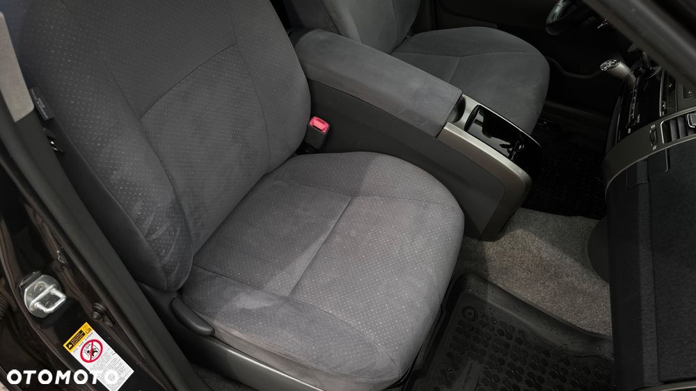 Toyota Prius 1.5 VVT-i Prestige - 17