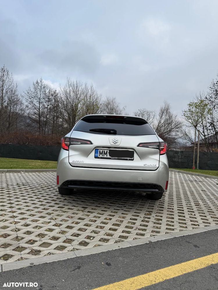 Suzuki Swace 1.8 E-CVT HEV Spirit - 7