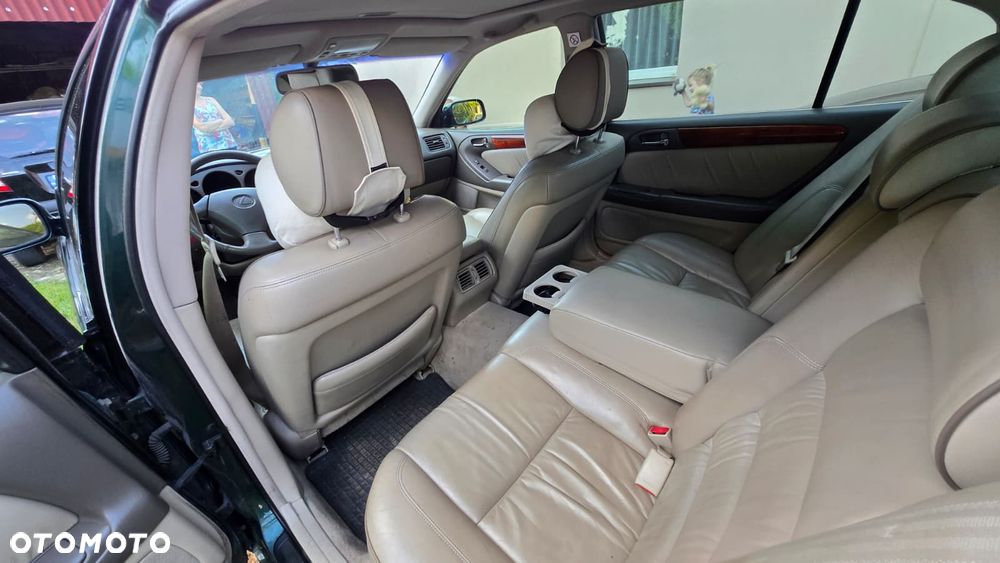 Lexus GS - 15