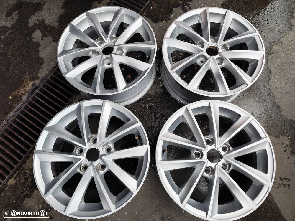 Renault Megane IV 4 - JANTES 16 POLEGADAS - J170 - 1