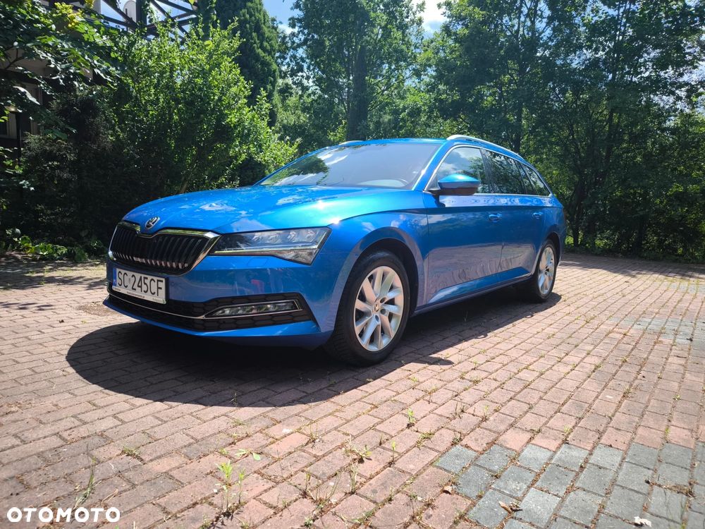 Skoda Superb 2.0 TDI SCR Style DSG - 2