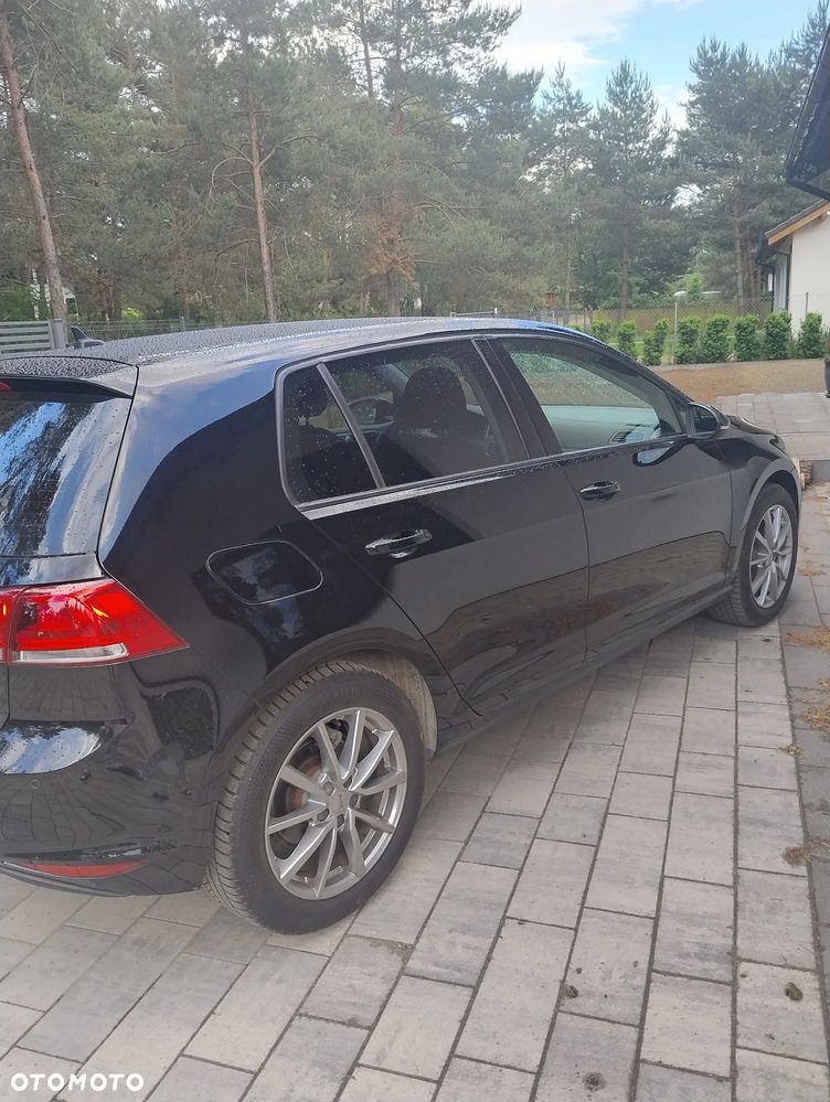 Volkswagen Golf 1.2 TSI BMT Comfortline - 4