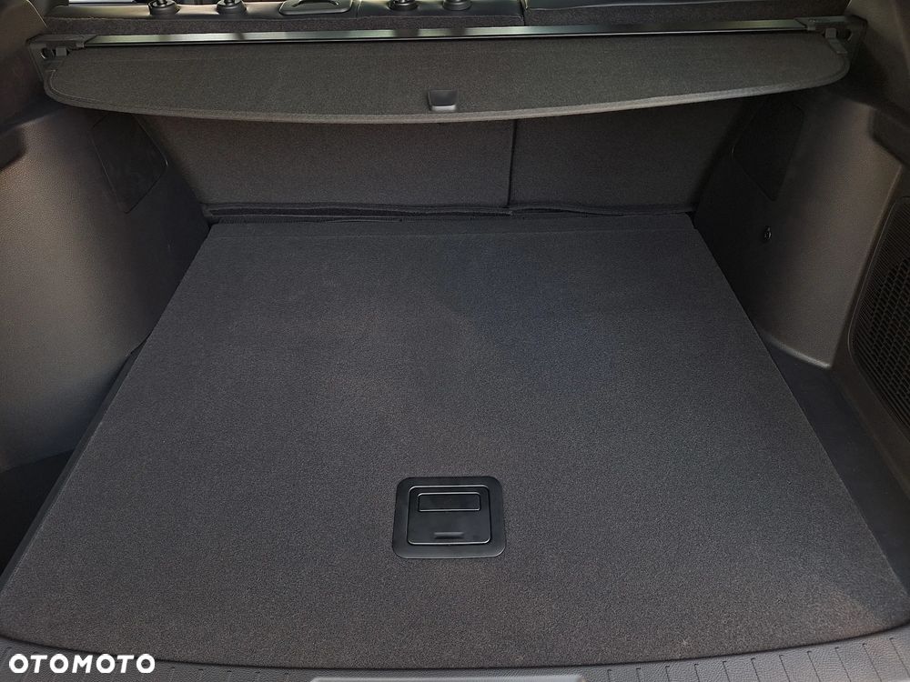 BYD Seal U 1.5T Design AWD - 11