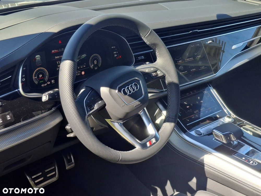 Audi Q8 - 26