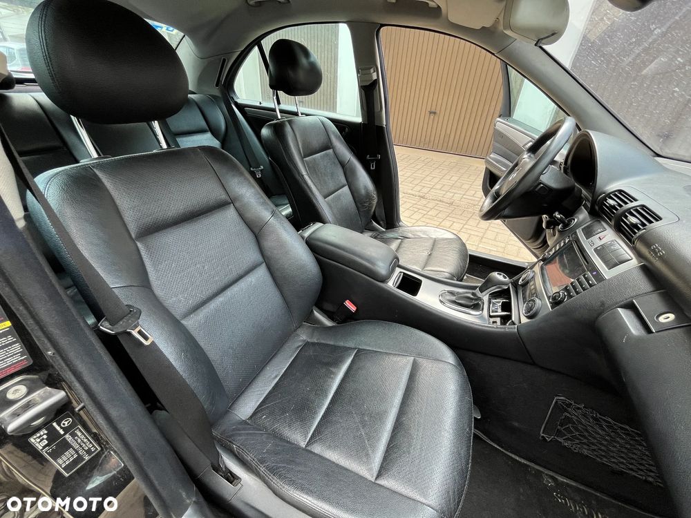 Mercedes-Benz Klasa C 220 CDI Automatik Avantgarde - 11