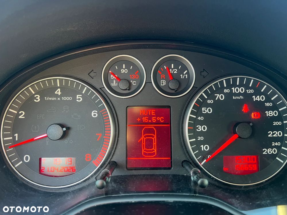 Audi A3 3-drzwiowe 1.4 TFSI Ambiente - 19