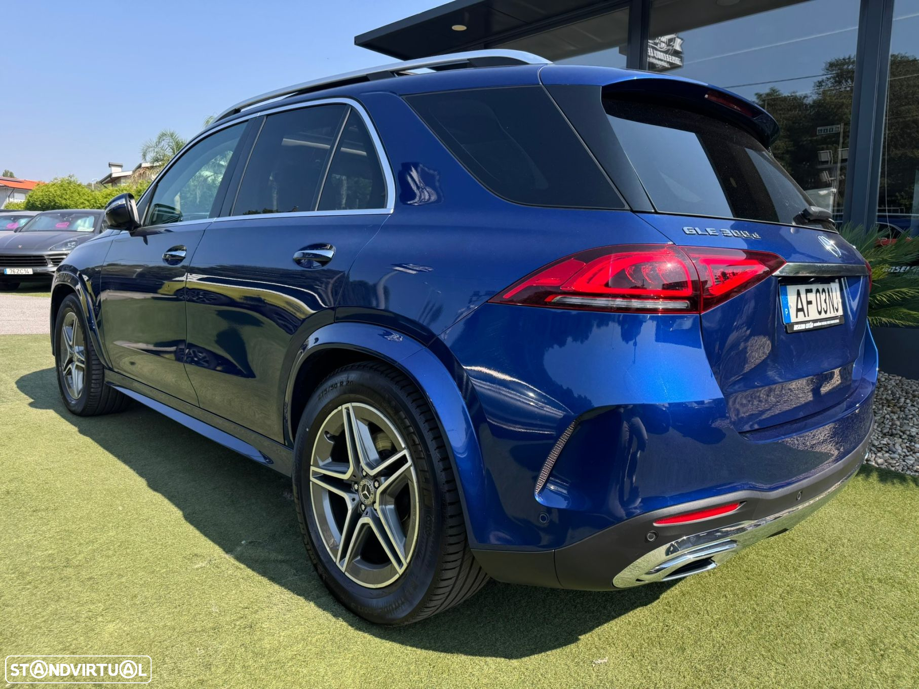 Mercedes-Benz GLE 300 d 4Matic - 15