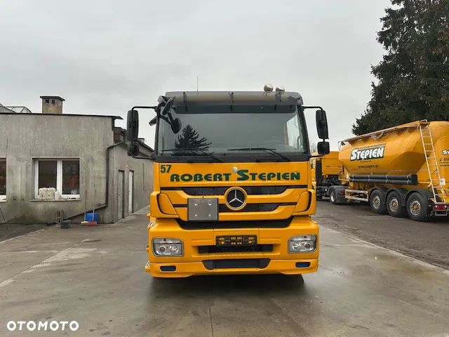 Mercedes-Benz AXOR - 1