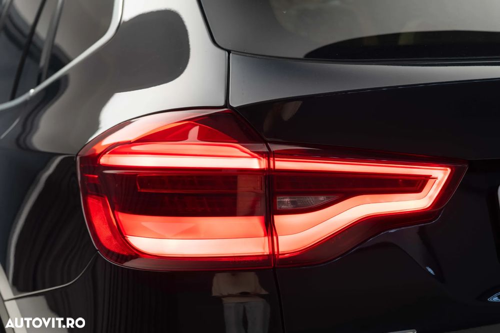 BMW X3 xDrive30e AT PHEV - 13