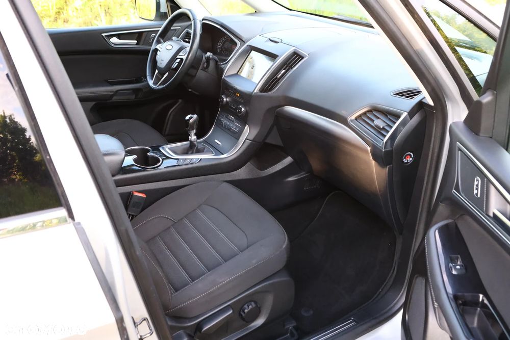 Ford Galaxy 1.5 EcoBoost Titanium - 26