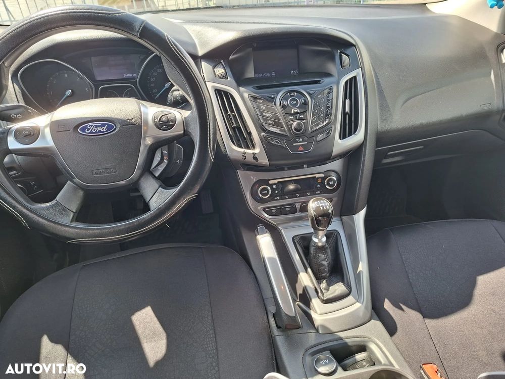 Ford Focus 1.6 TDCI DPF Trend - 5