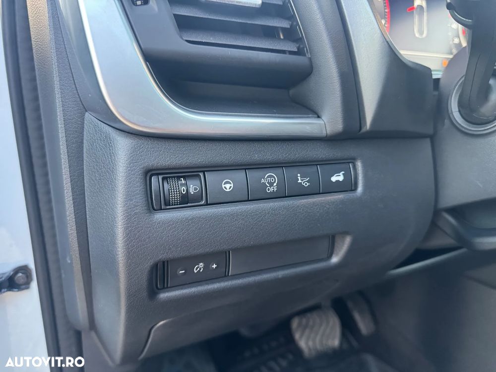 Nissan Qashqai - 14