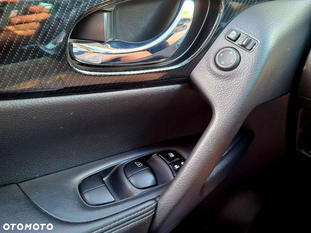 Nissan X-Trail - 28
