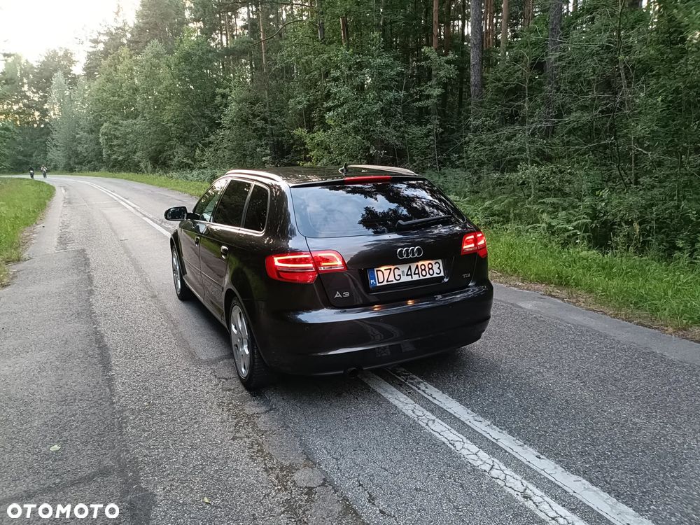 Audi A3 Sportback 2.0 TDI DPF Ambiente - 16