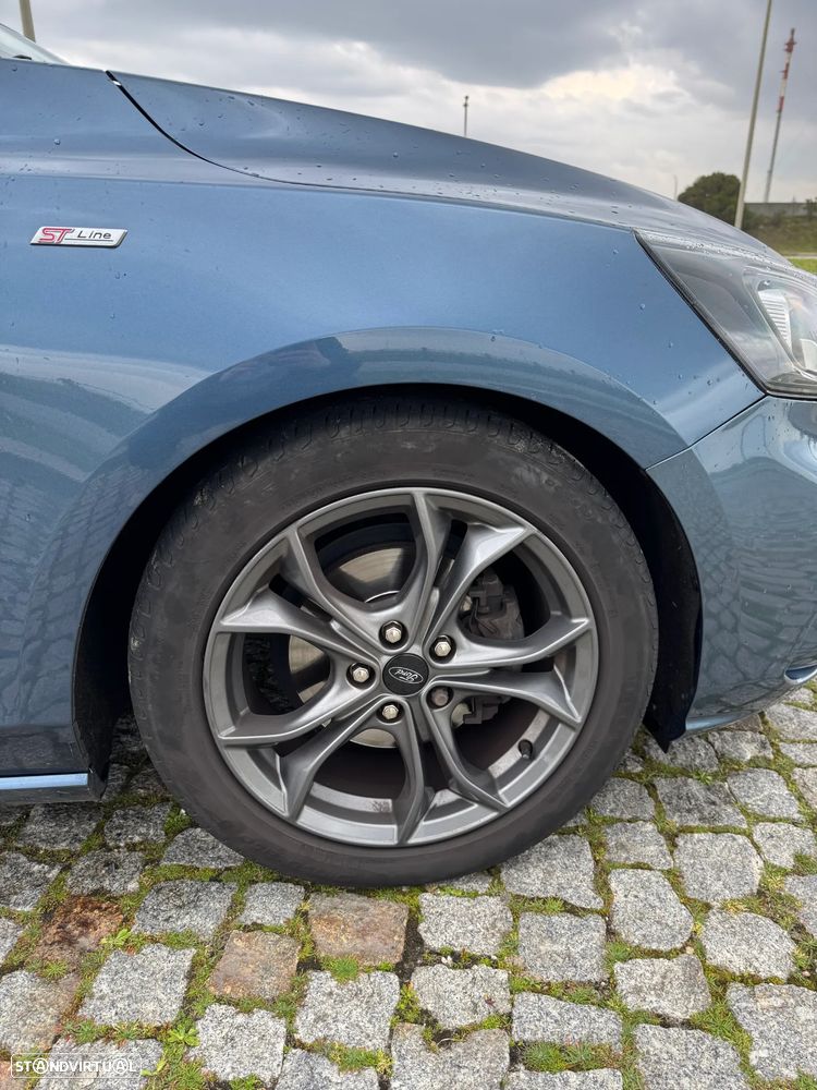 Ford Focus 1.5 TDCi ST-Line DPS - 25