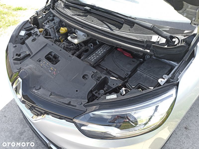 Renault Grand Scenic - 8