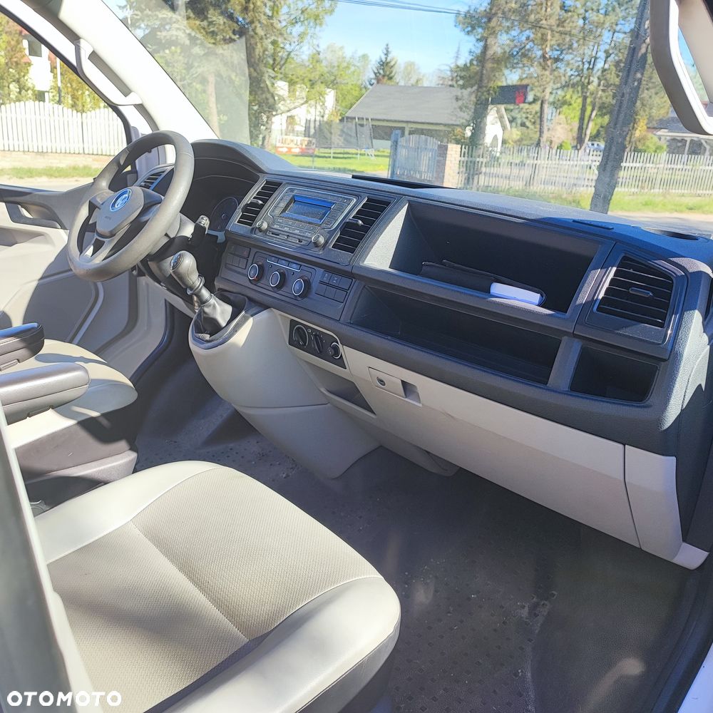 Volkswagen Transporter - 13