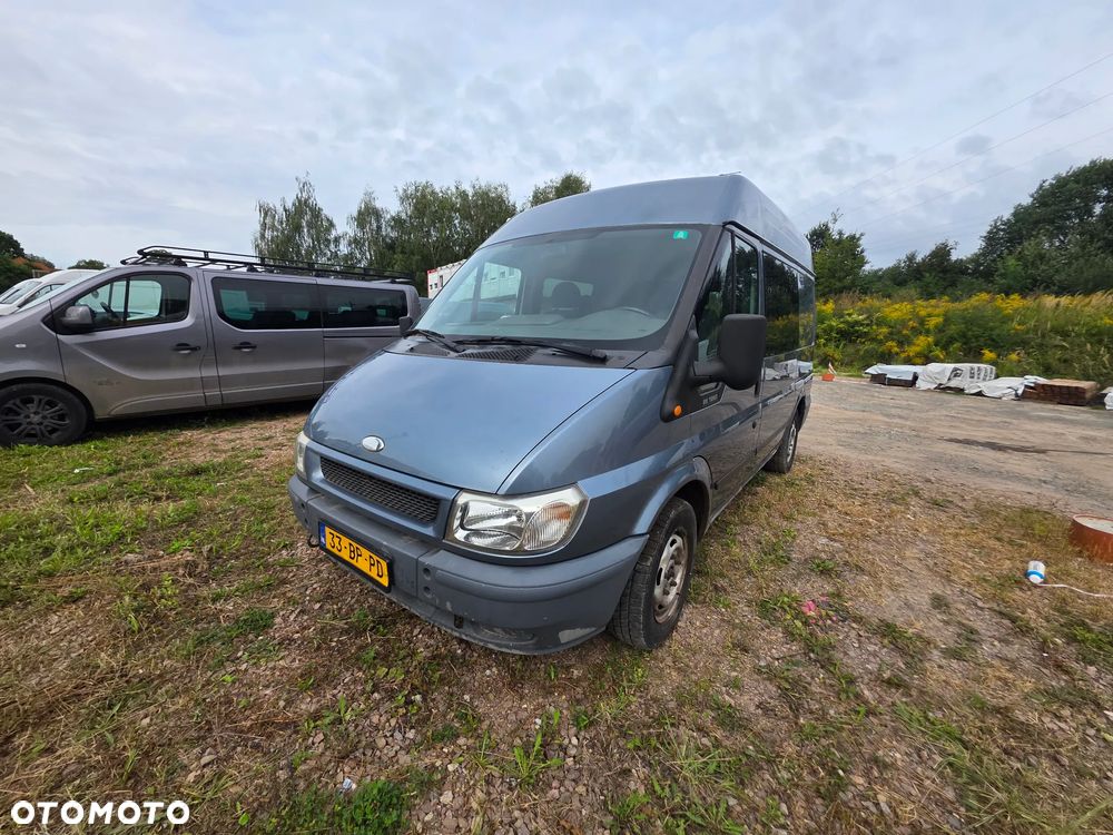 Ford Transit - 1