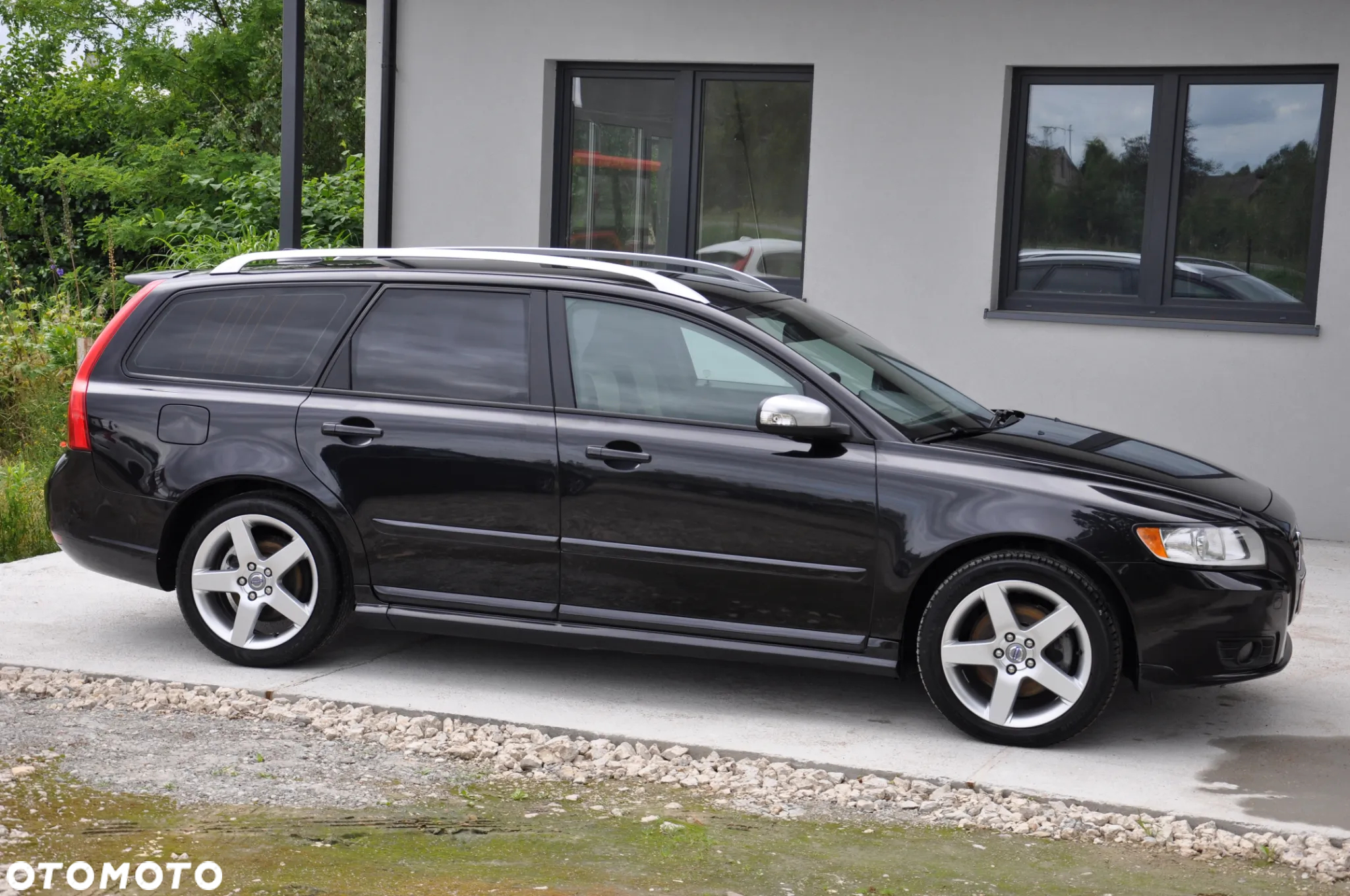 Volvo V50 2.0D R-Design Momentum - 13