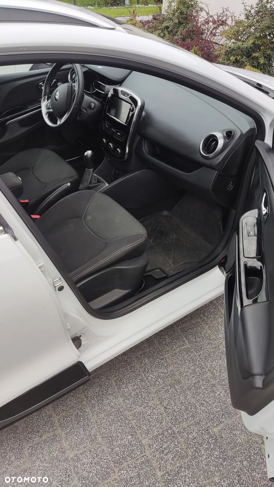 Renault Clio 0.9 TCe Techno Feel - 22