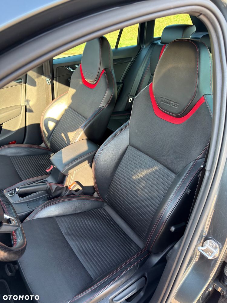 Skoda Octavia 2.0 TDI DSG RS - 11