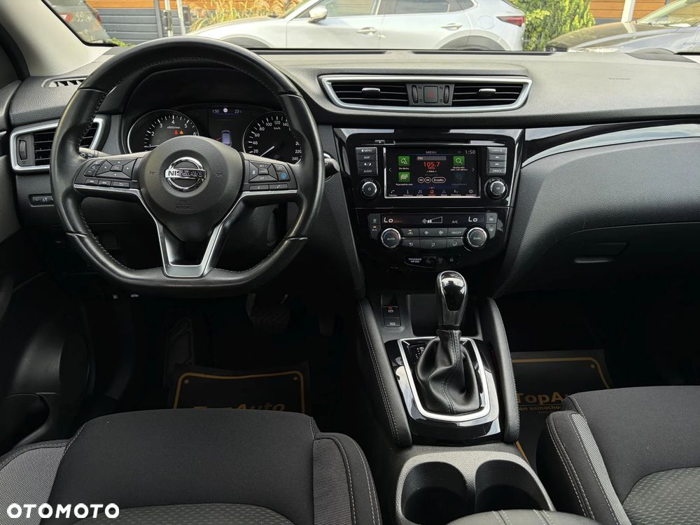 Nissan Qashqai 1.3 DIG-T DCT N-CONNECTA - 33