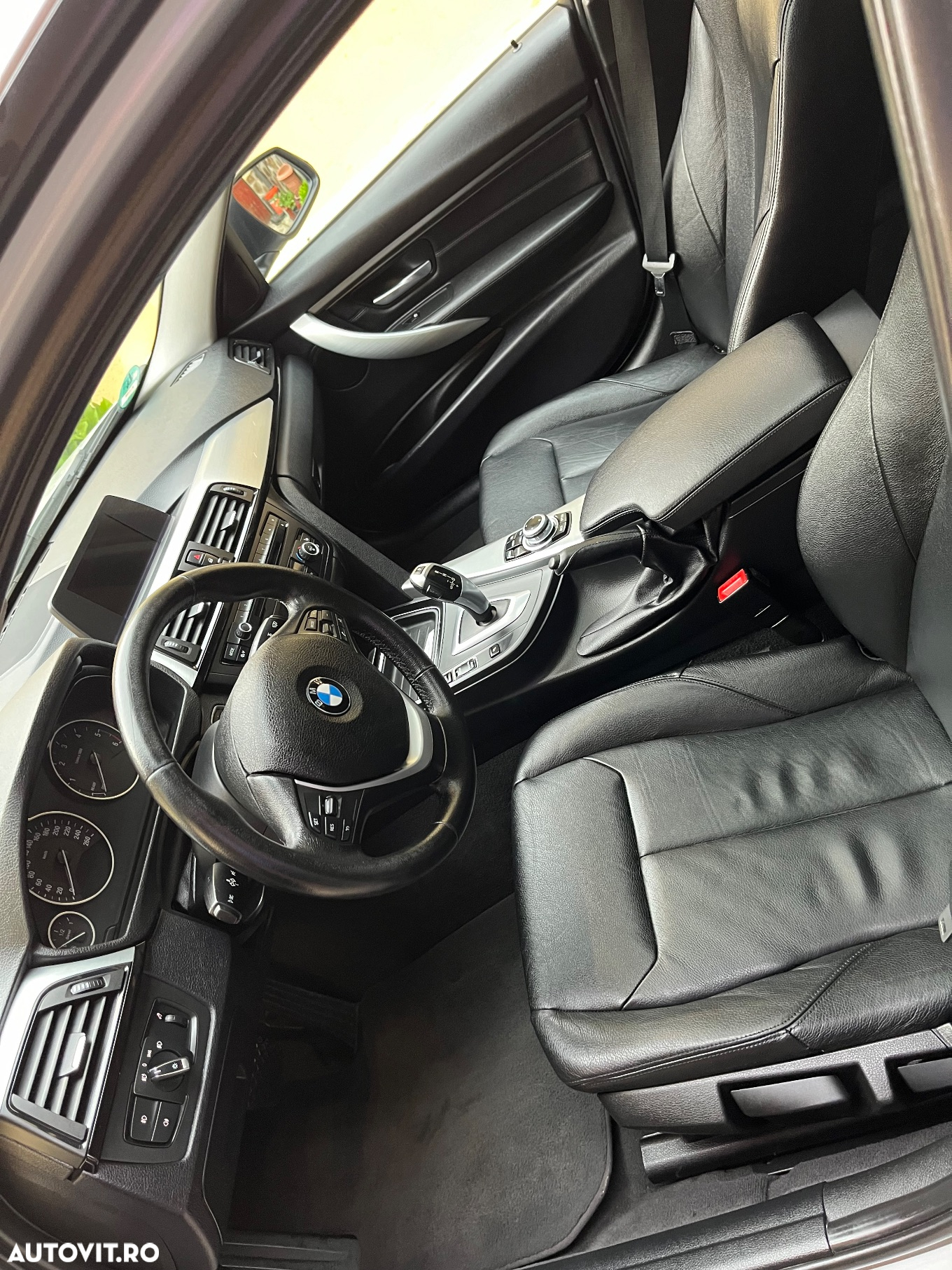 BMW Seria 3 320d Aut. - 18