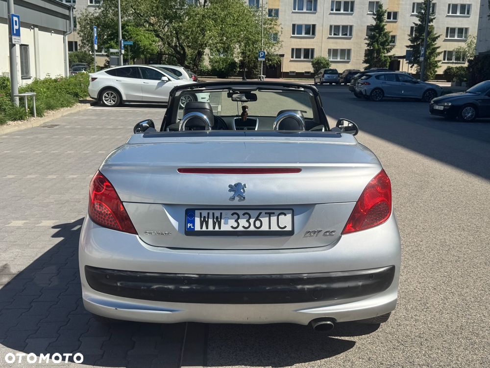 Peugeot 207 CC - 10