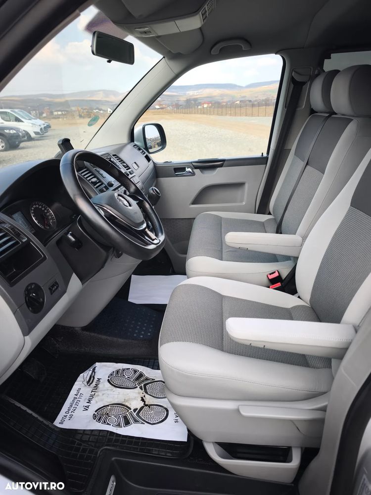 Volkswagen Caravelle - 17