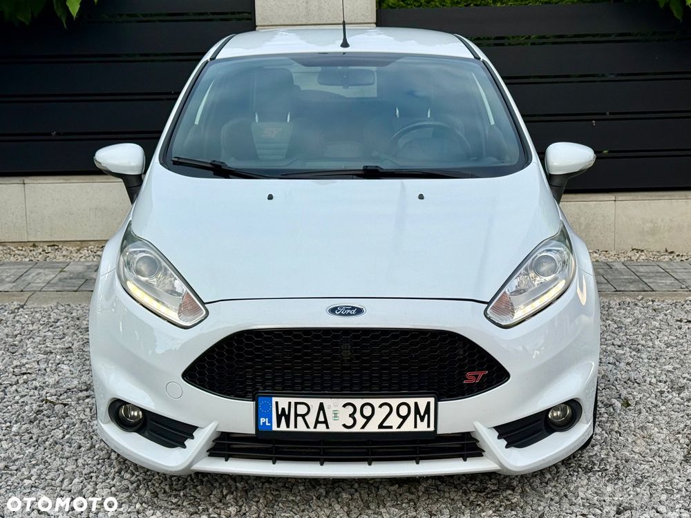 Ford Fiesta 1.6 EcoBoost ST - 4
