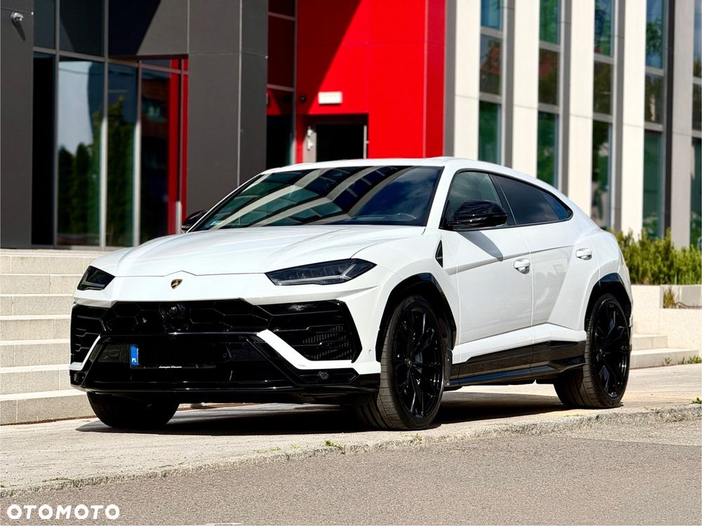 Lamborghini Urus - 1
