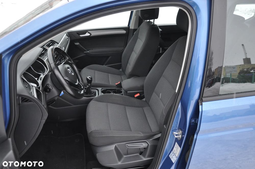 Volkswagen Touran 2.0 TDI SCR (BlueMotion Technology) Comfortline - 16