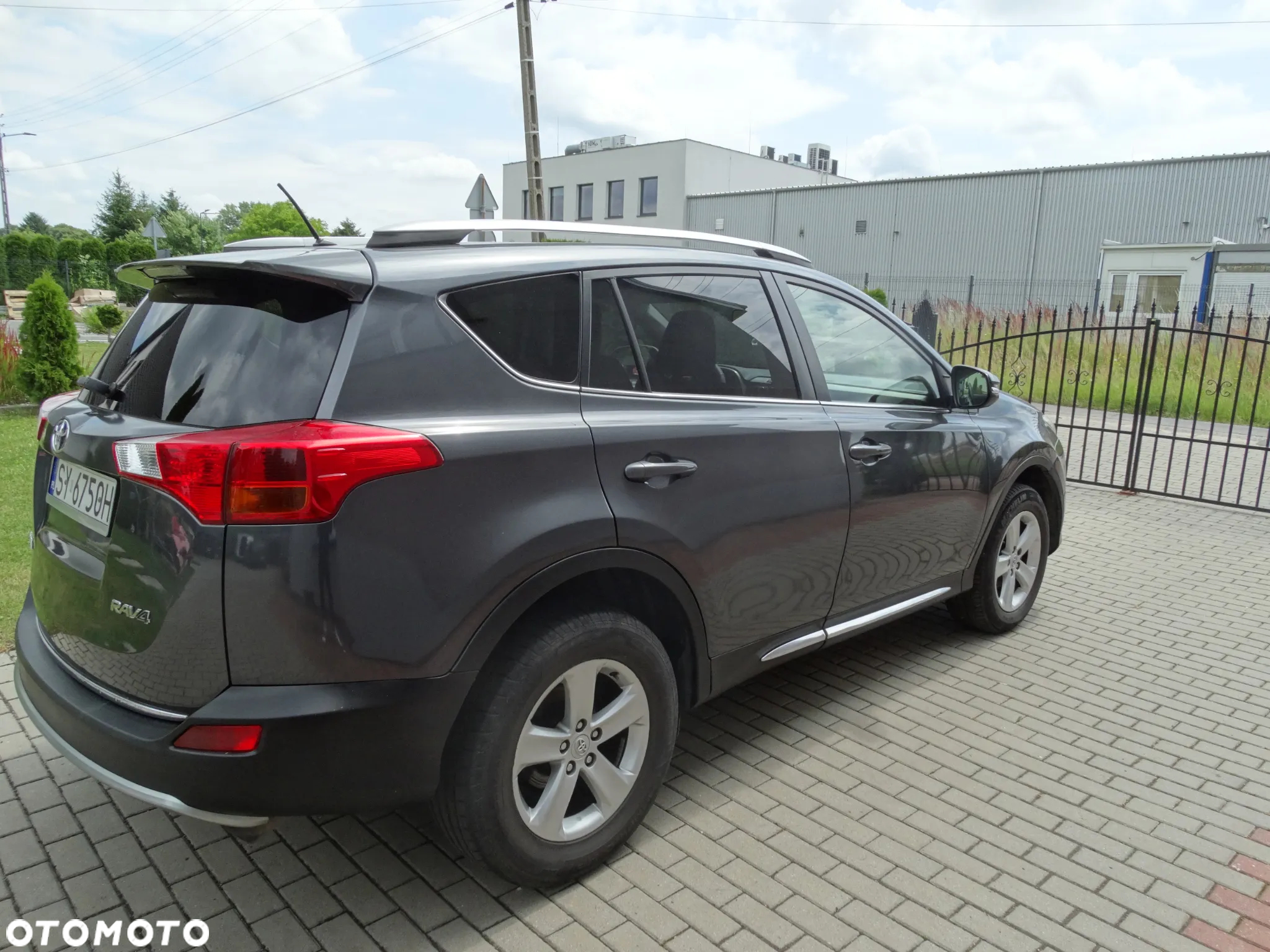 Toyota RAV4 2.0 D-4D Prestige - 10