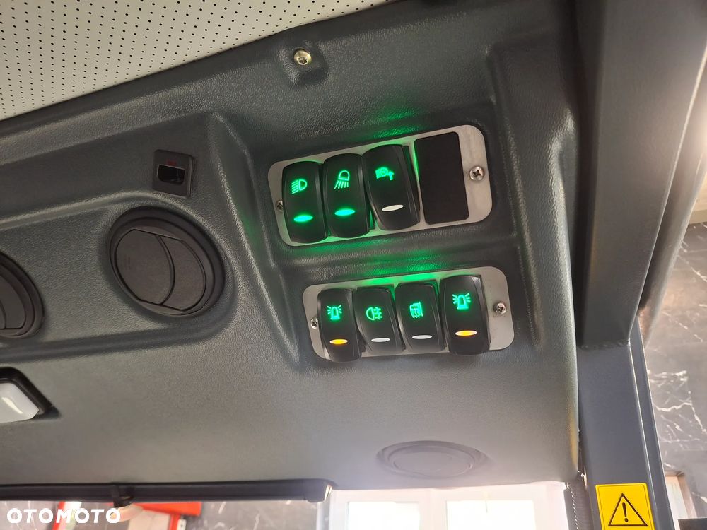 Inny HAKO Citymaster 1600 Zamiatarka Chodnikowa Euro6 PM2.5 Napęd 4x4 Rok: 2019 - 26
