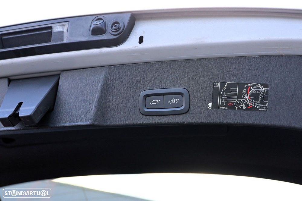 Volvo XC 40 1.5 T5 PHEV Inscription - 6